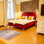 Livonia Daire Valga