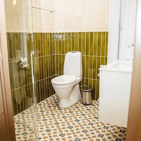 Livonia Daire