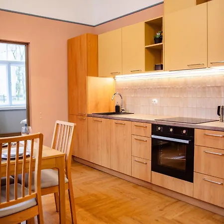 Livonia Apartament *